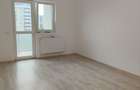Ofer spre inchiriere apartament 2 camere nemobilat in complexul kristal residence, parcare proprie , contract de inchiriere. Pret 350 euro - 6