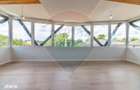 Casa / Vila exclusivista cu 9 camere de vanzare in Otopeni - 10