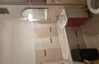 Inchiriez apartament 2 camere decomandat - proprietar - 8