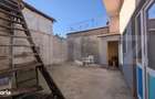 Casa cu 2 camere si mansarda ,plus bucatarie de vara .