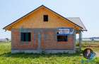 Casă cu 3 camere cu Teren 400 Mp în Hemeiuș - 1