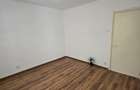 Apartament cu 3 camere semidecomandat în Lujerului - 4