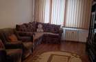 Apartament cu 3 camere semidecomandat în Berceni - 1