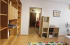 Apartament cu 3 camere semidecomandat în Tei - 2