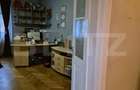 Casa de vanzare, curte comuna cu 1 locatar, 110 mp, zona ult - 7