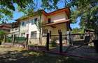 Casă cu 3 camere cu Teren 1800 Mp în Central - 16