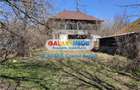 Vindem teren intravilan 2300 mp in com Calinesti , 100 m de DN 7 - 1