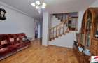 Casă cu 8 camere în Central - 6