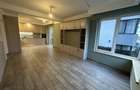 Duplex cu 6 camere cu Canalizare în Borhanci - 1