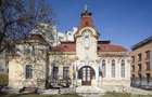 Casă cu 5 camere cu Teren 707 Mp în P-ța Universității - 1