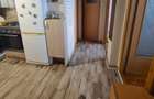 Vind apartament 2 camere decomandat,etaj 1,ultracentral,mobilat - 1