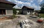 Teren Catunu (cornesti) cu casa si garaj , Dambovita - 1