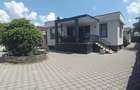 Casa Demisol + Parter spate parc - 20