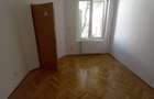Casă individuală cu 3 camere cu Canalizare în Moșilor - 6