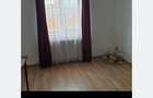 Ofer la inchiriere casa trei camere Cantemir in duplex doar la parter - 2