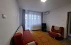 Apartament cu 3 camere decomandat în Podu Roș - 3