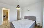 Apartament cu 3 camere decomandat în Tractorul - 9