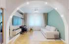 Apartament cu 4 camere semidecomandat în Central - 1