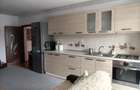 Direct proprietar vand apartament etaj 2 - 3