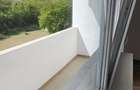 Vand apartament 2 camere cf 1 semidecomandat etajul 1 zona Micro 3 - 3