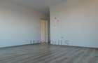 Apartament cu 3 camere decomandat în Central - 2