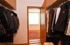 Duplex cu 6 camere cu Canalizare în Central - 32