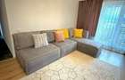 Apartament cu 3 camere decomandat în Tractorul - 3