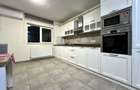 Apartament cochet de 3 camere, 61 mp, parcare, str Florilor - 7