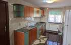 Apartament cu 3 camere decomandat în Dâmbovița - 1