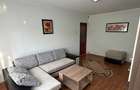 Apartament cu 2 camere decomandat în Micro 20 - 2