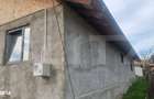 CASA LA ROSU CU TEREN - 11