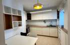 Apartament cu 3 camere semidecomandat în 1 Mai - 7