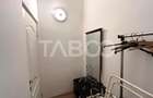 Apartament cu 2 camere - luminos si spatios - etaj 1 - Piata Schiller - 13