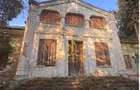 Conac boieresc istoric (anii 1860) in inima Bucovinei - teren 7.721 mp - 7
