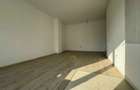 Vand apartament la parter, zona Tractorul-Brasov - 3
