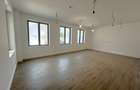 Apartament cu 3 camere decomandat în Armeneasca - 2