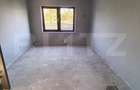 Casă cu 2 camere cu Teren 4300 Mp în Central - 4
