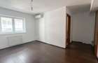 Apartament cu 3 camere decomandat în Vitan - 8