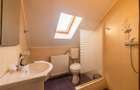 Casă individuală cu 10 camere cu Teren 1742 Mp în Central - 52