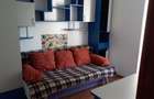 Vand apartament 3 camere decomandate, 42 de m.p. et.4 cu sarpanta locuibila, langa Scoala nr.7 - 2