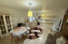 Apartament cu 3 camere semidecomandat în Tractorul - 3