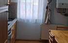 Apartament de vanzare 3 camere in Petrosani, str. Independentei, partial mobilat, doua balcoane (unul inchis), izolat termic interior - 5