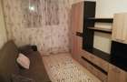 Vand apartament 3 camere, decomandat, zona Centrala, etaj 1, bloc 4 etaje. - 3