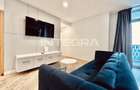Apartament cu 3 camere semidecomandat în Central - 2