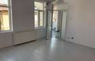Spațiu comercial, de 335 mp, în P-ța Galați - 2