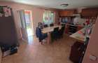 Casă cu 3 camere în Lazuri - 1