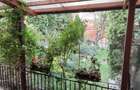 Casă cu 5 camere cu Teren 300 Mp în Traian - 4