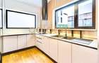 Duplex cu 5 camere cu Canalizare în Iancu Nicolae - 7
