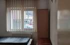 Inchiriez apartament cu 3 camere pe Str.Carpatilor 45 COMISION 0 - 2