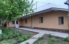 Vand casa la tara complet renovata si utilata in sat Prisacani - 6
